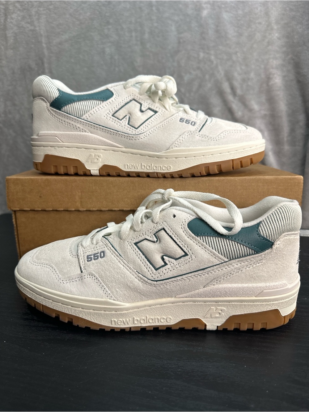 New Balance Kids 550 Sneakers in Off-White and Teal